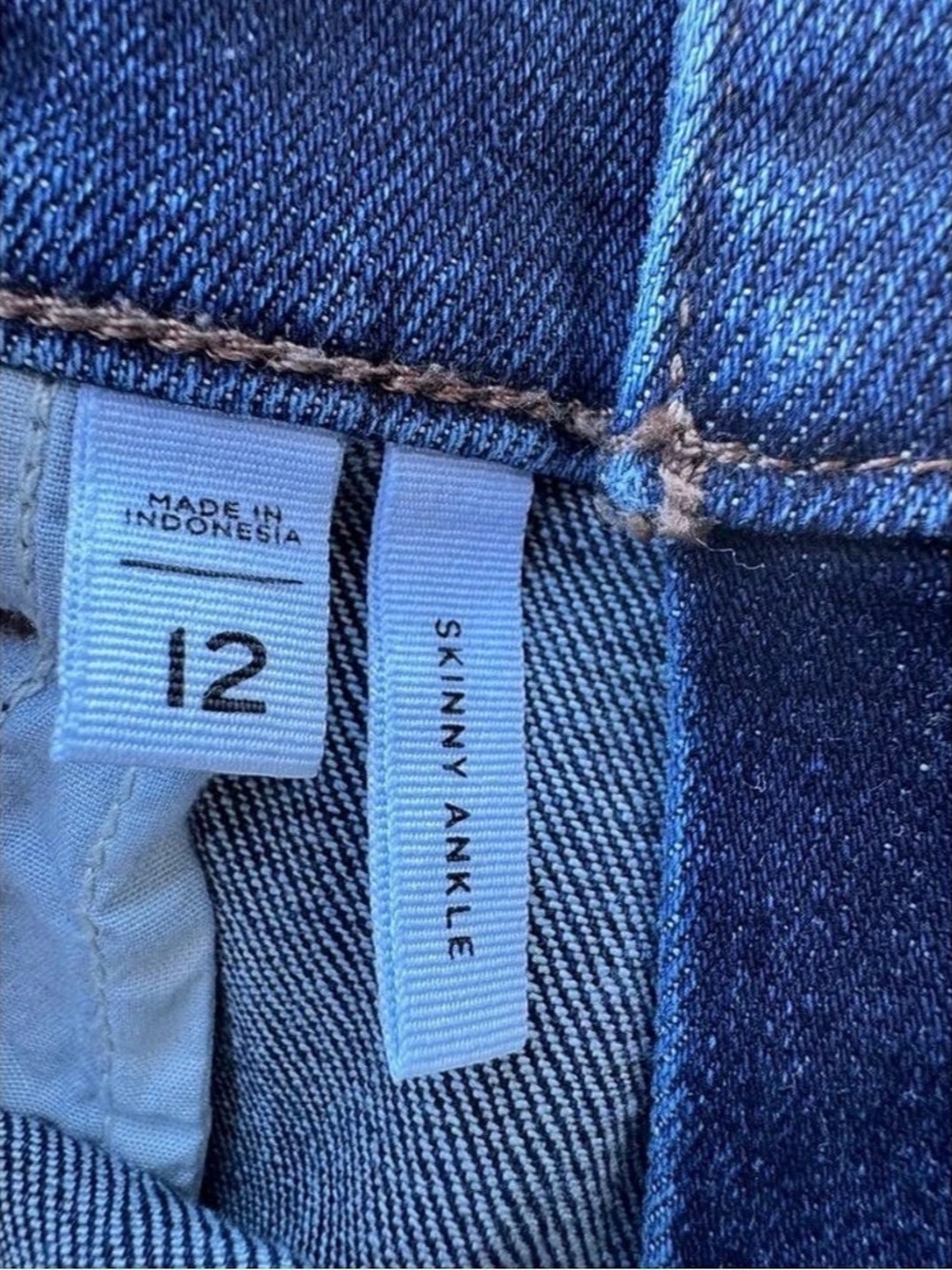 LOFT Skinny Ankle Jeans Size 12 - Picture 6 of 6